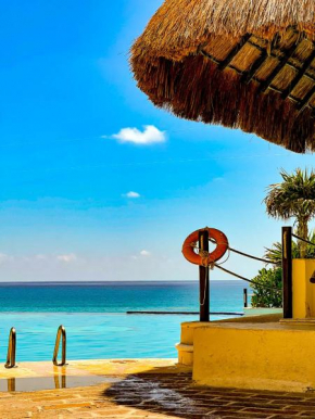 Beachside Apartments Cancun